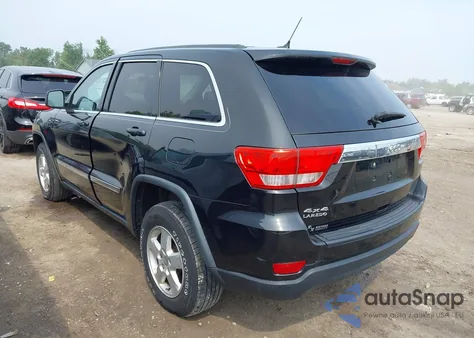 2013 Jeep Grand Cherokee Laredo z USA, uszkodzony, nr VIN 1C4RJFAG7DC583173